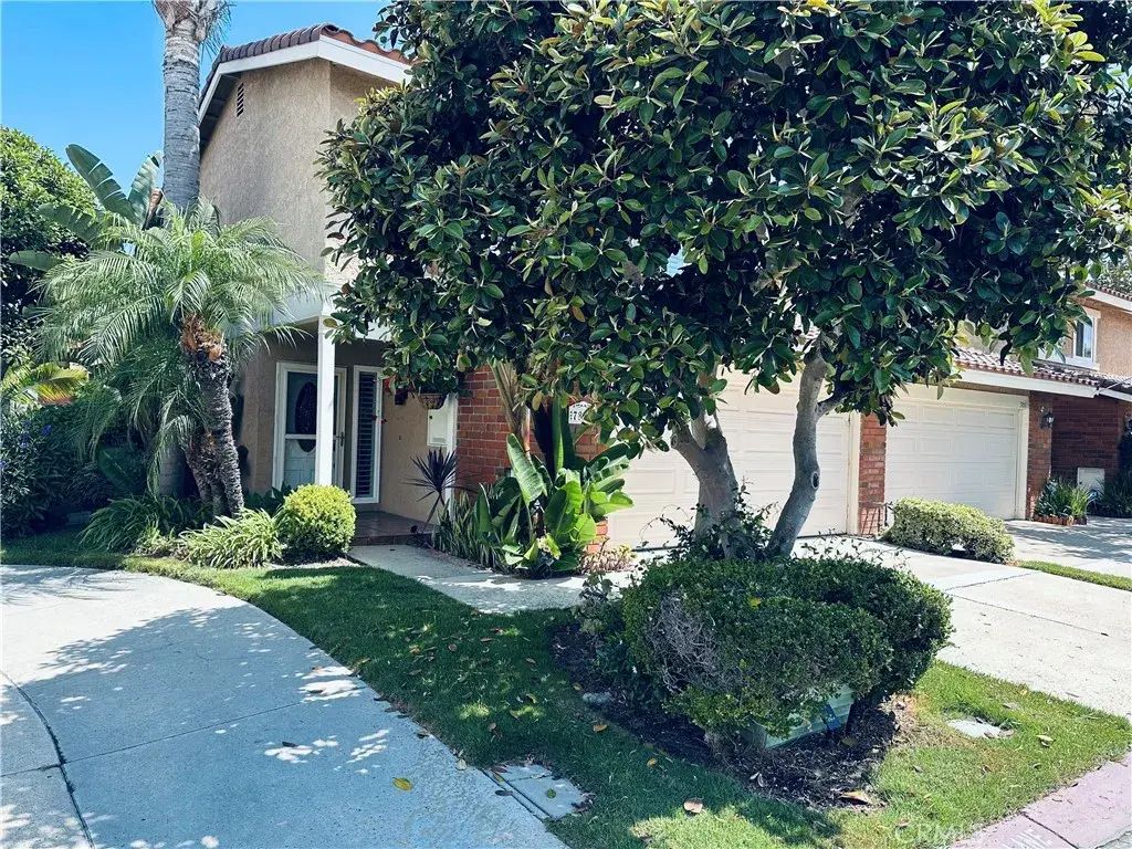 7885 Moonmist, Huntington Beach