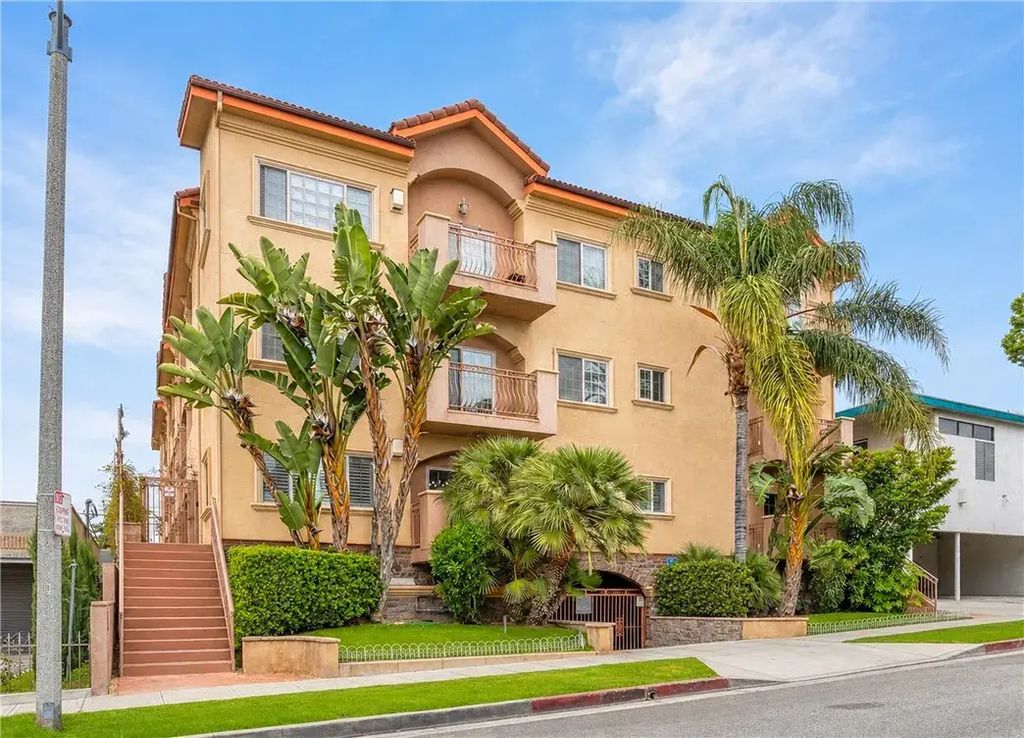 421 E Santa Anita 301, Burbank