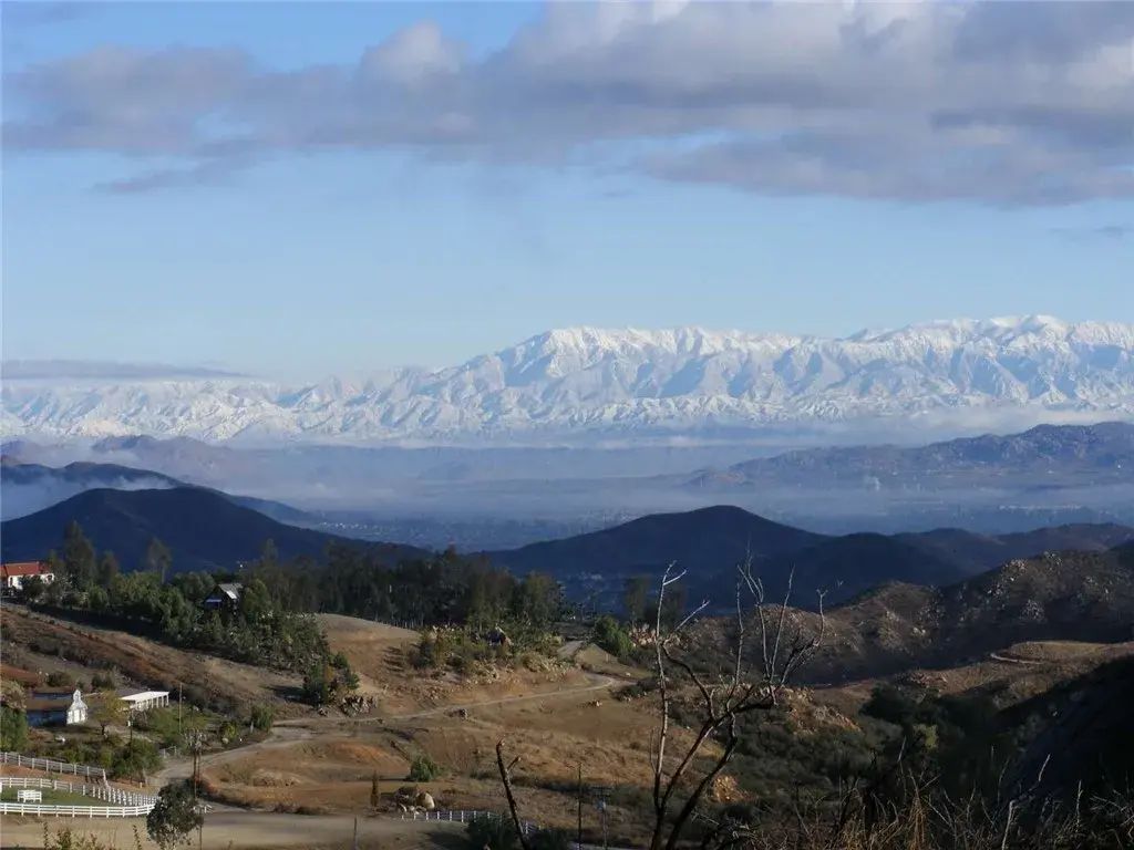 23247 Crab Hollow, Wildomar