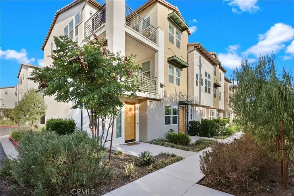 713 Cara Cara Lane, Covina