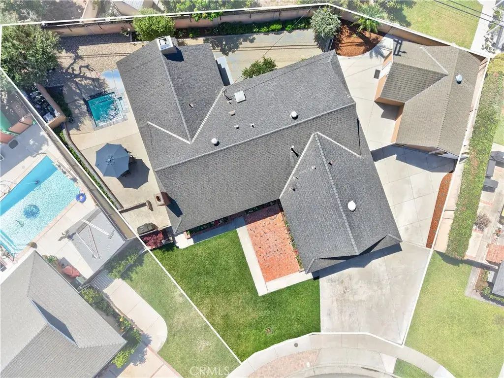 6832 Alexandria, Huntington Beach