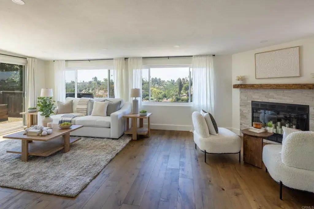 6321 Celia Vista, 