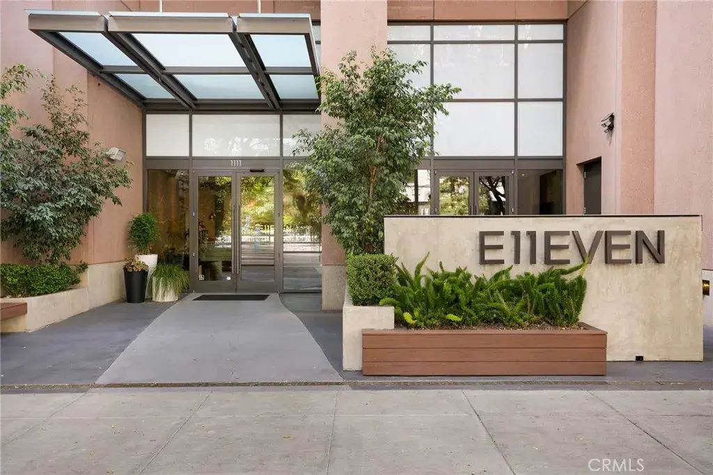 1111 S Grand Avenue 1102, Los Angeles