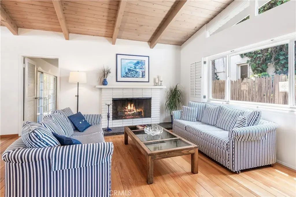 716 13th, Manhattan Beach