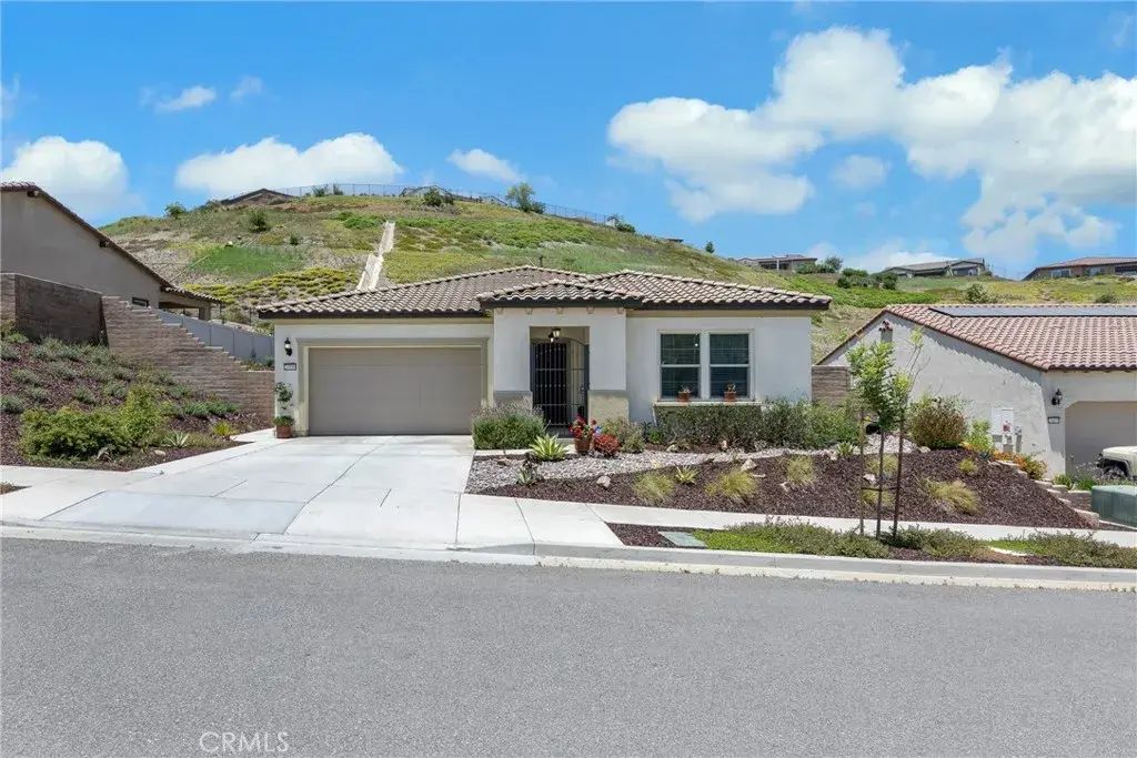24590 Crestley Drive, Corona