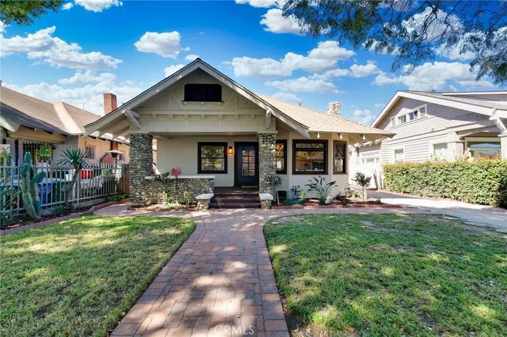 2947 S Hobart, Los Angeles