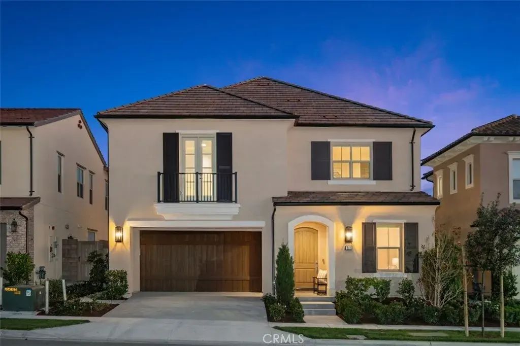 212 Collino, Irvine