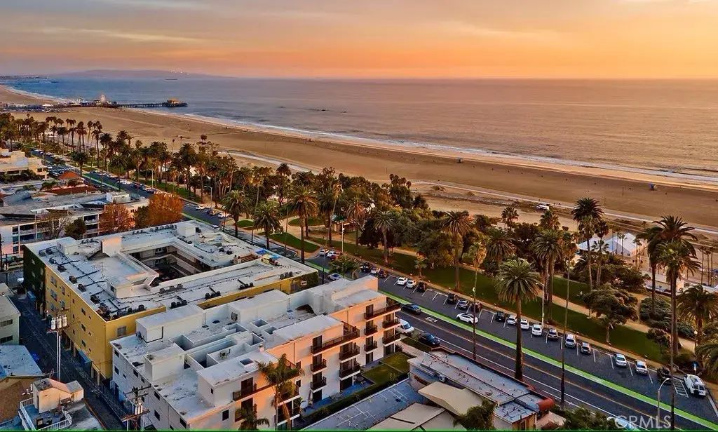 833 Ocean Avenue 304, Santa Monica