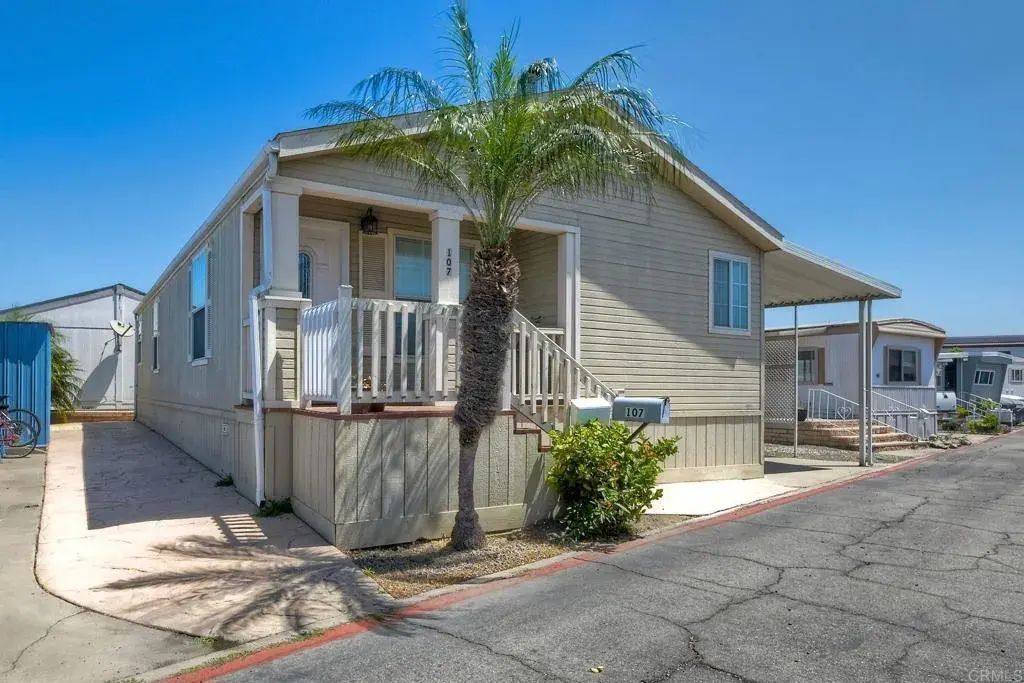 107 Shirle Lane, Oceanside