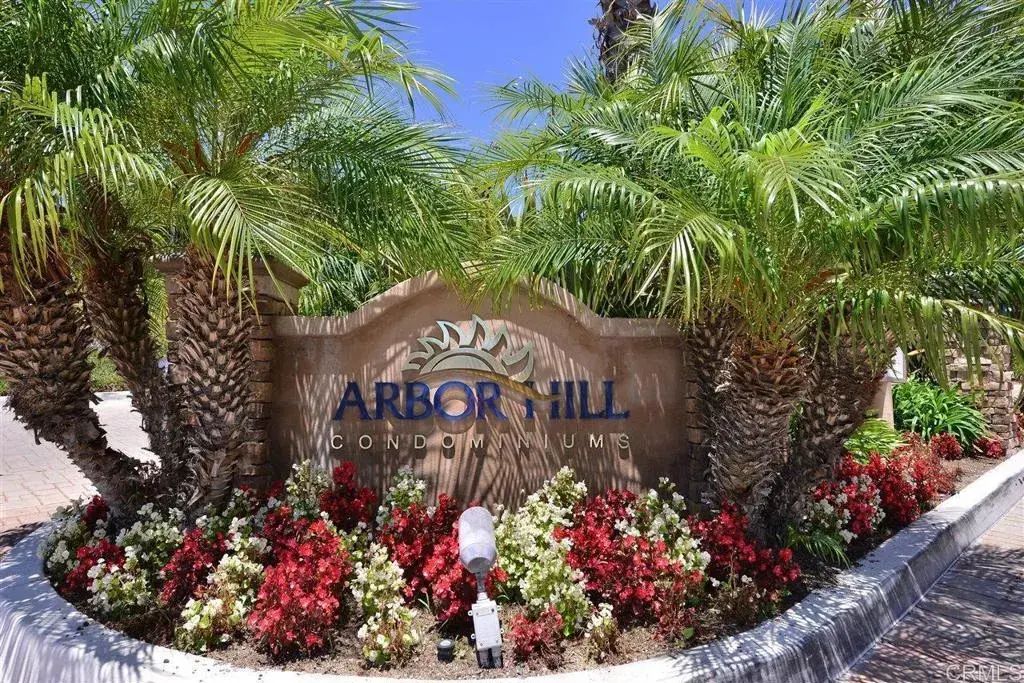 432 Edgehill Lane 41, Oceanside