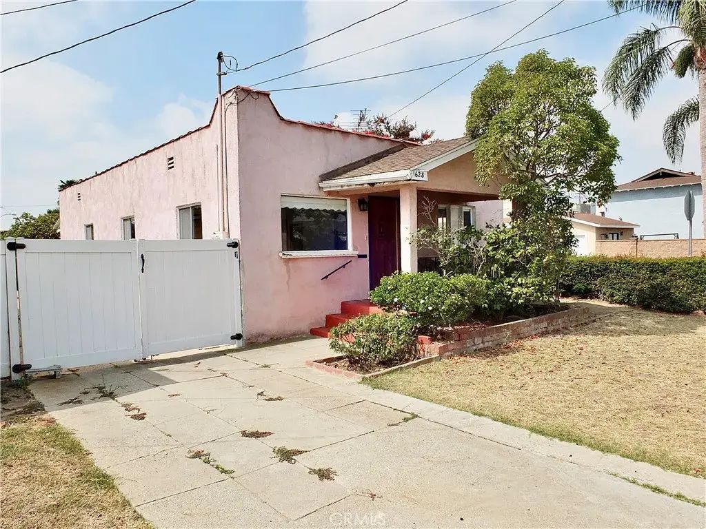 1628 W 169th, Gardena