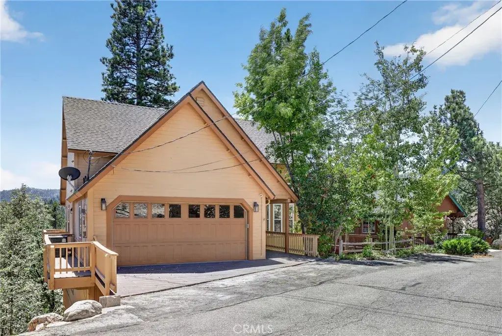 26695 Modoc, Lake Arrowhead