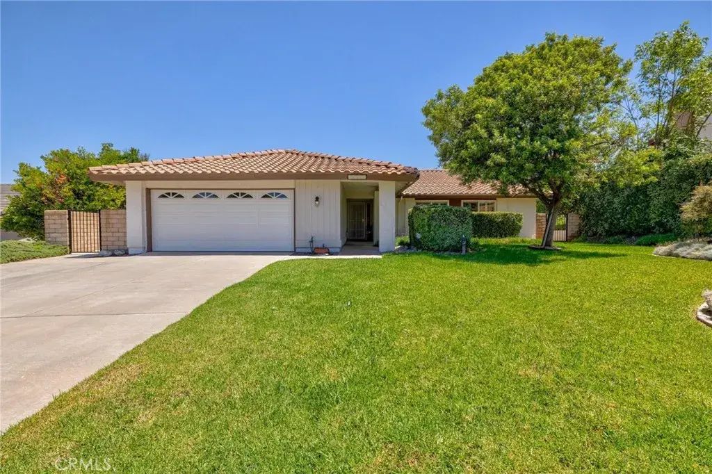 6826 Ranchgrove Road, Riverside
