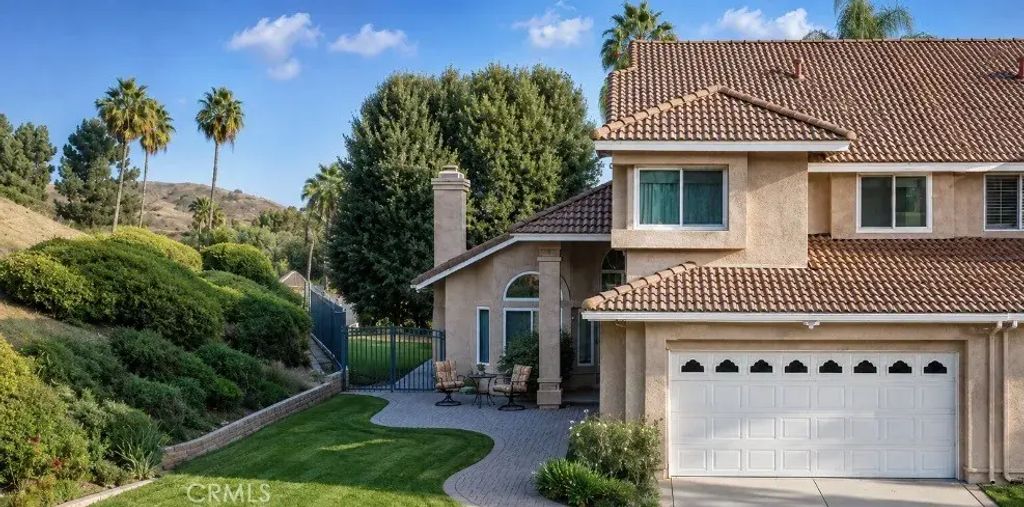 2304 Calle Adriana, San Dimas