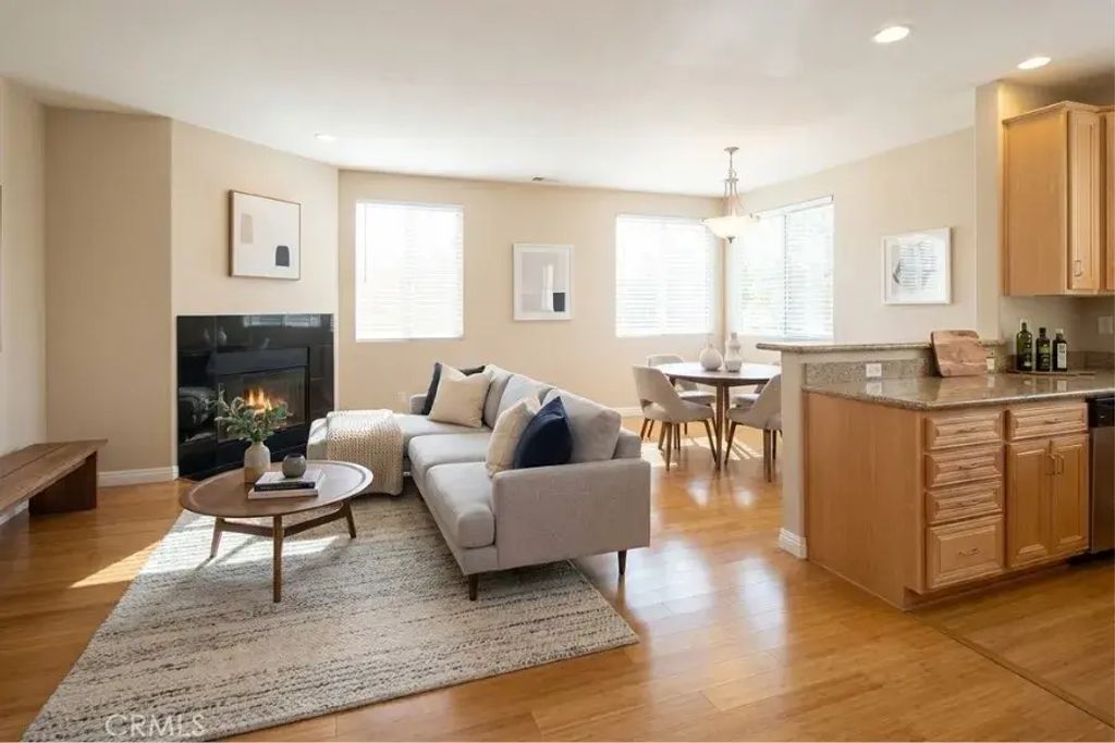 5430 Bellingham Avenue 104, Valley Village