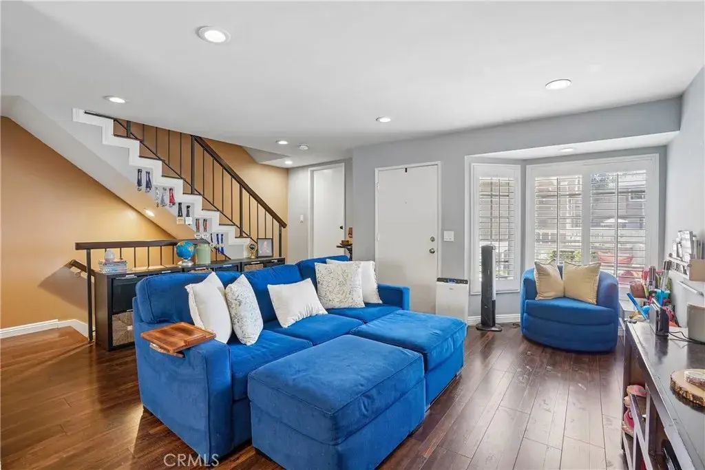 1599 W Jefferson Boulevard, Los Angeles
