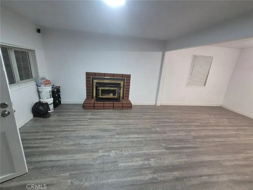 23111 Sycamore, Crestline