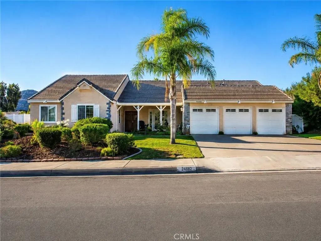 24682 Morning Mist, Moreno Valley