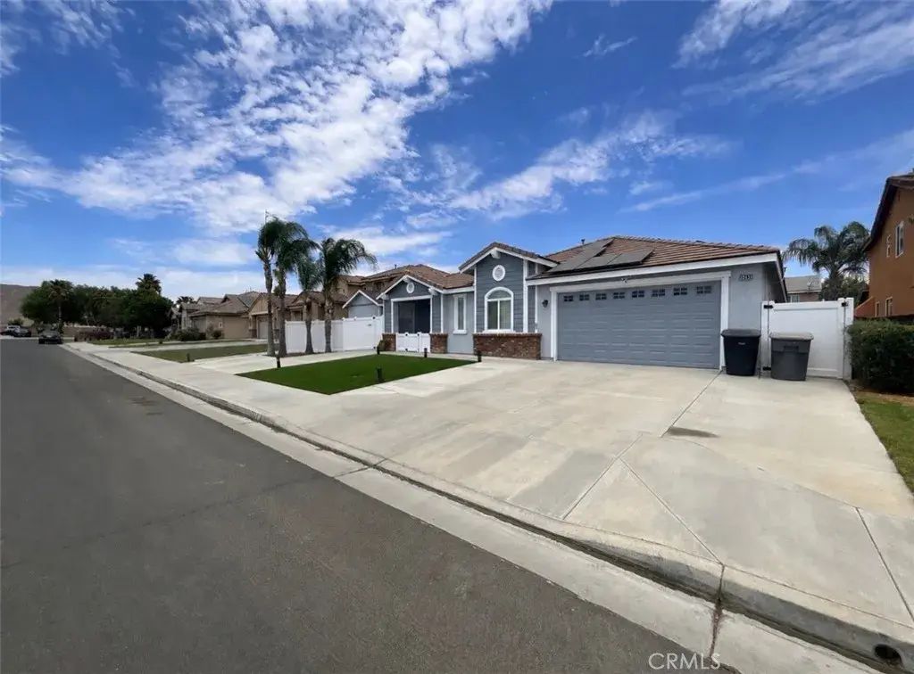 2243 Finch, San Jacinto