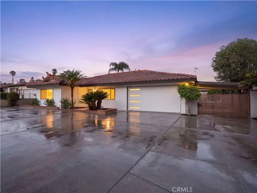9643 Boxwood Ave, Fontana