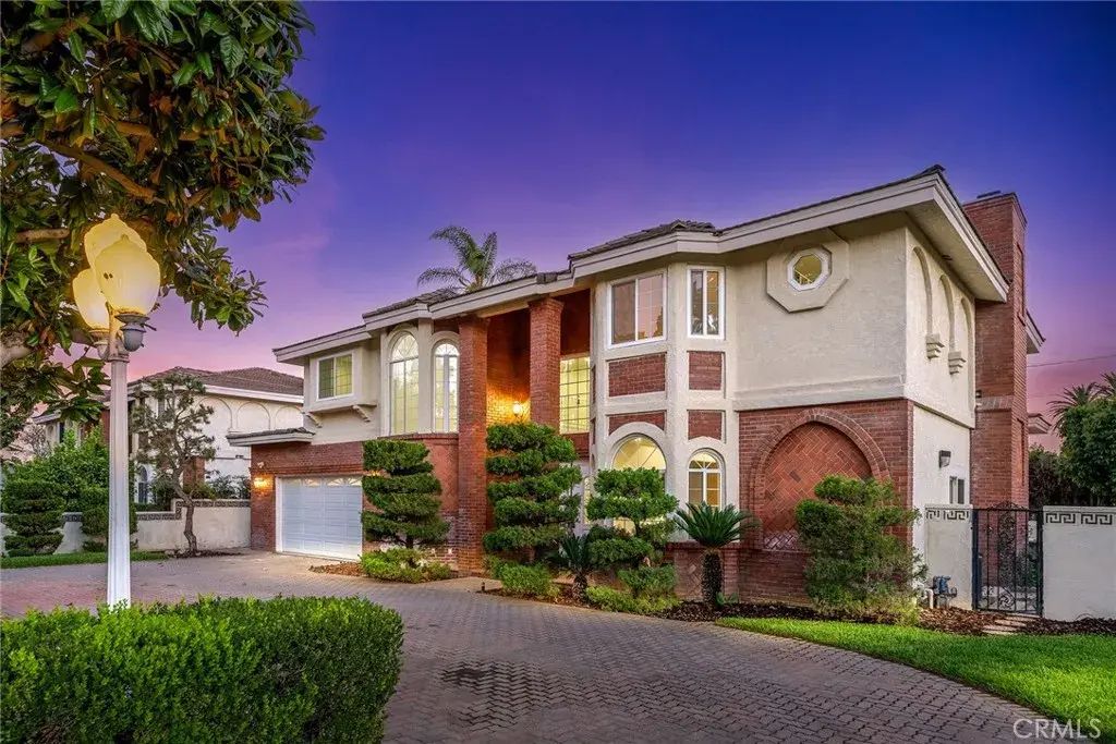 188 W Arthur Avenue, Arcadia