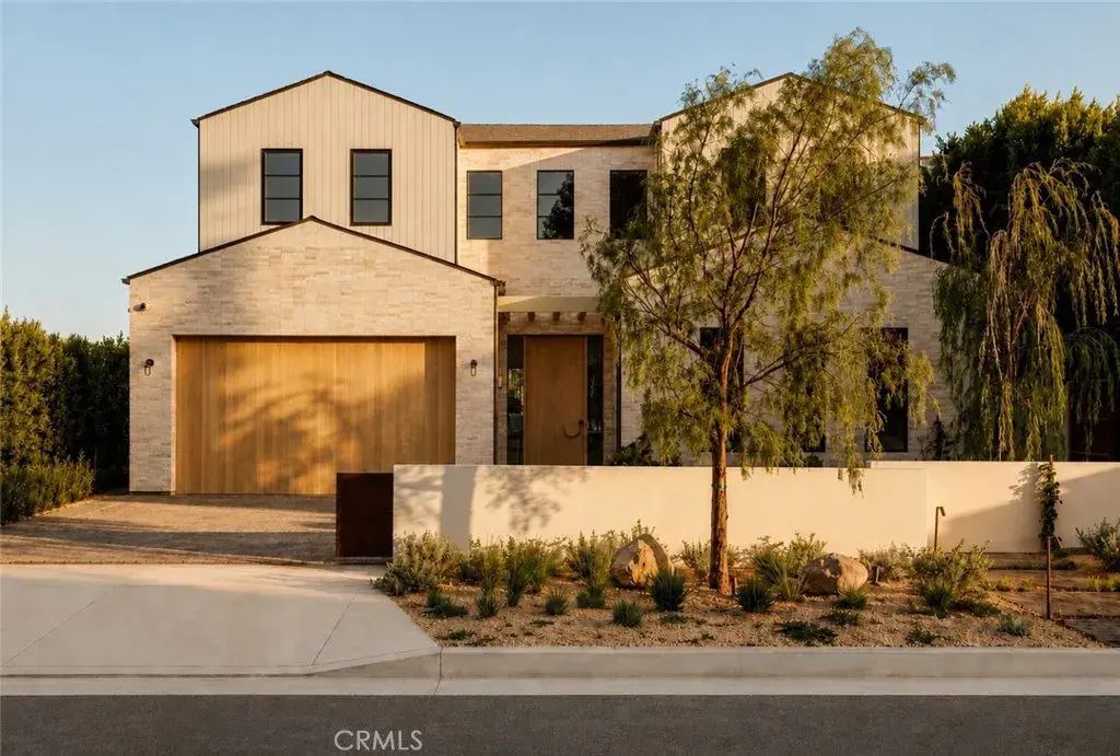 4521 Mary Ellen Avenue, Sherman Oaks