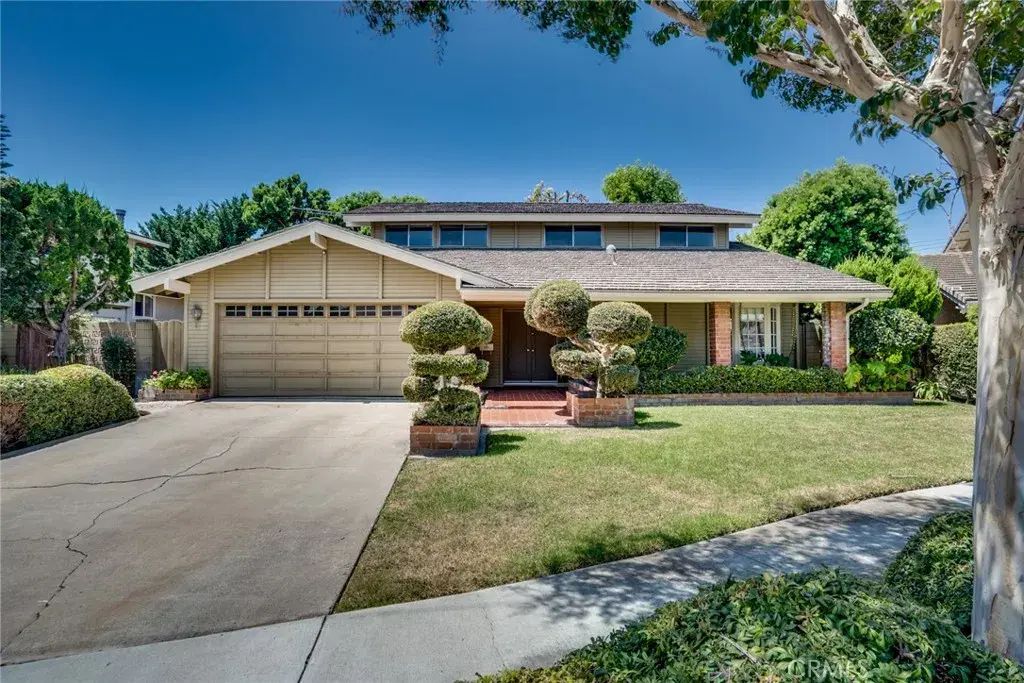 17331 Elsinore, Huntington Beach