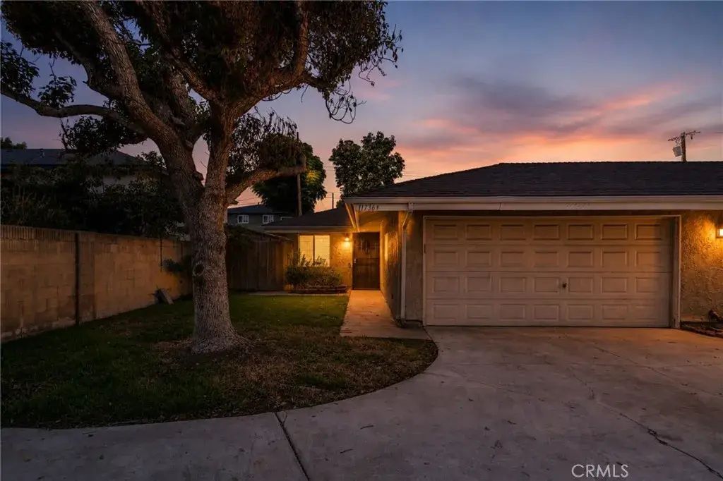 11736 215th, Lakewood