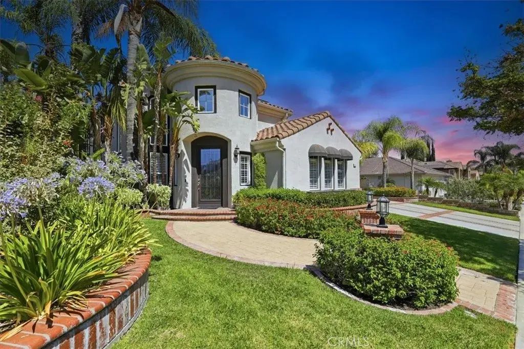 4427 Putting Green, Corona