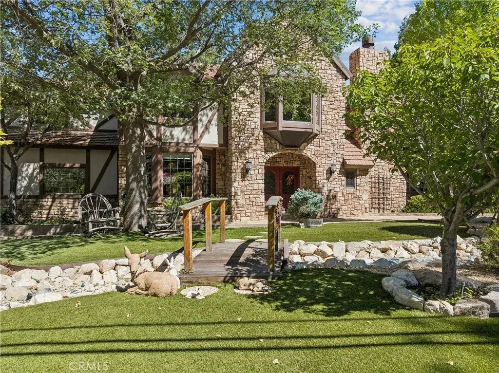 28476 North Shore, Lake Arrowhead