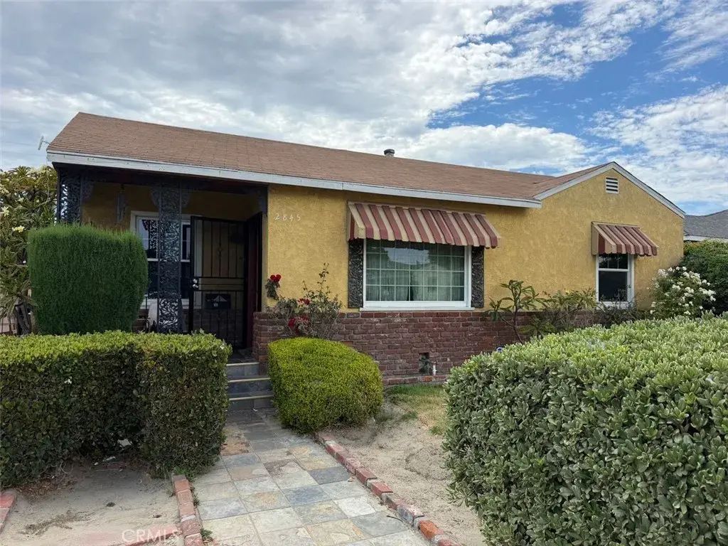 2845 Fashion Avenue, Long Beach