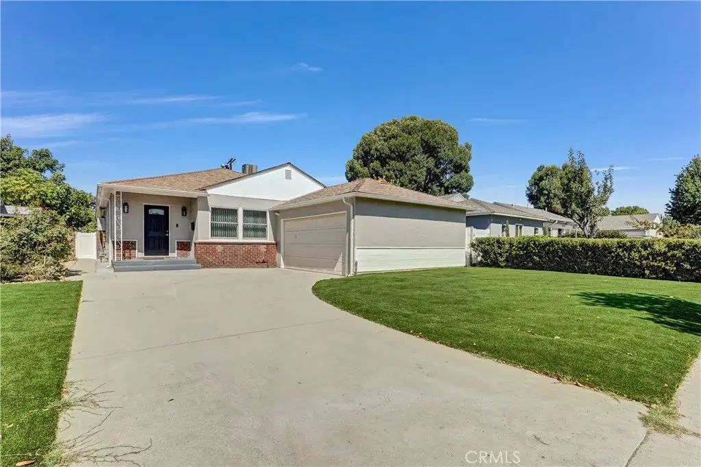 6851 Forbes, Lake Balboa