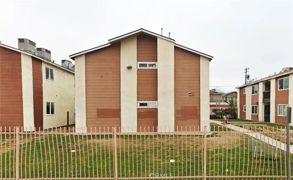1316 Flower Street, Bakersfield