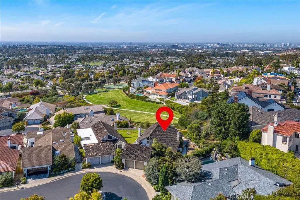 2127 Yacht Julia, Newport Beach