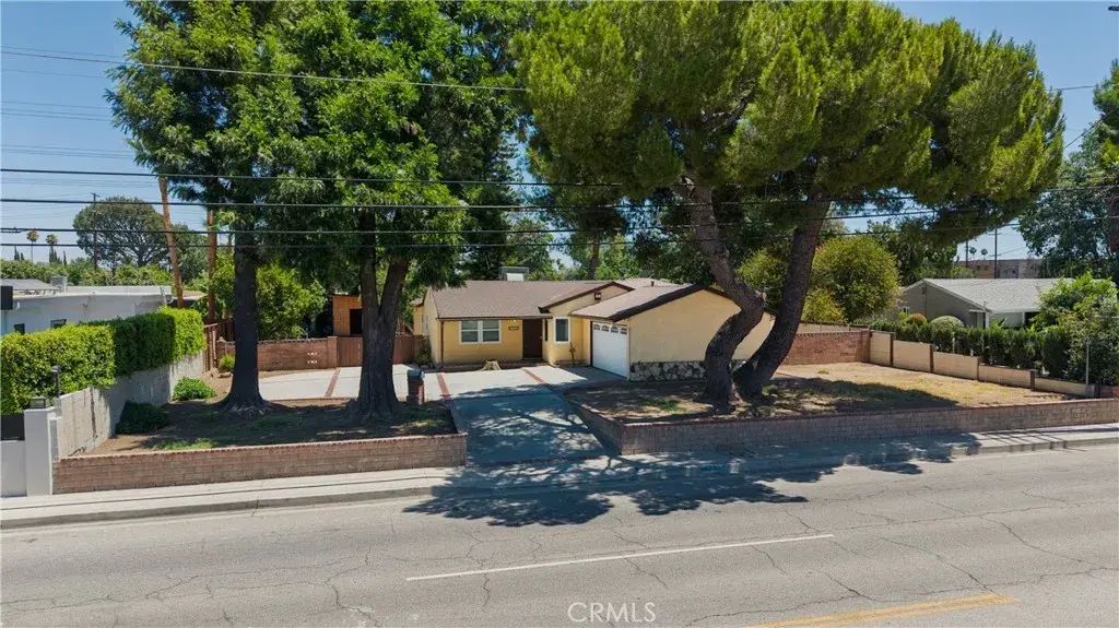 7700 Wilbur, Reseda