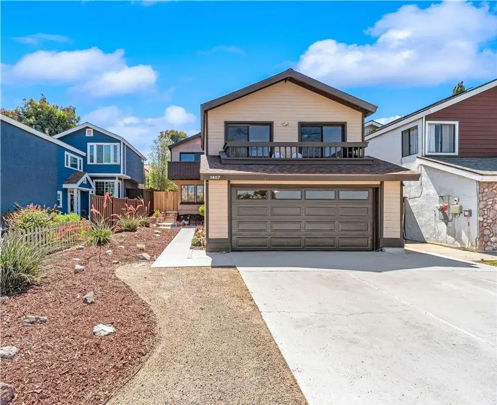 1407 Lakeside, Huntington Beach