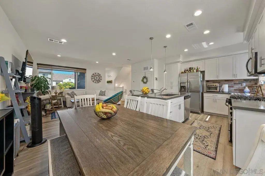 1404 Santa Victoria Road 3, Chula Vista