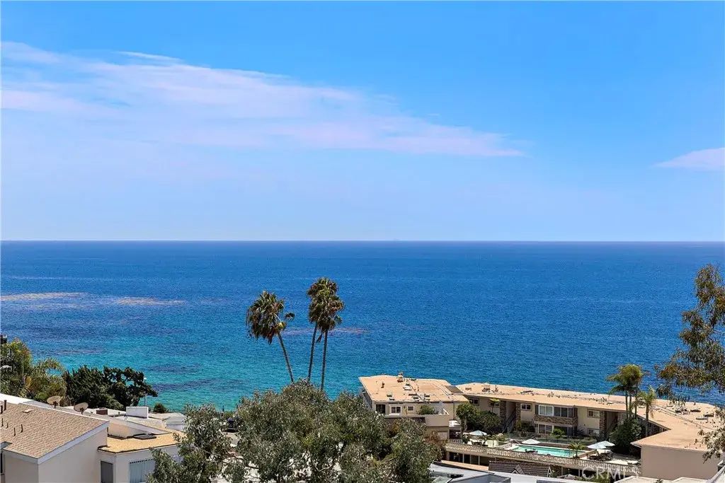 694 N Coast 6, Laguna Beach