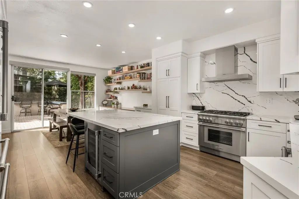 12088 Morrow, Tustin