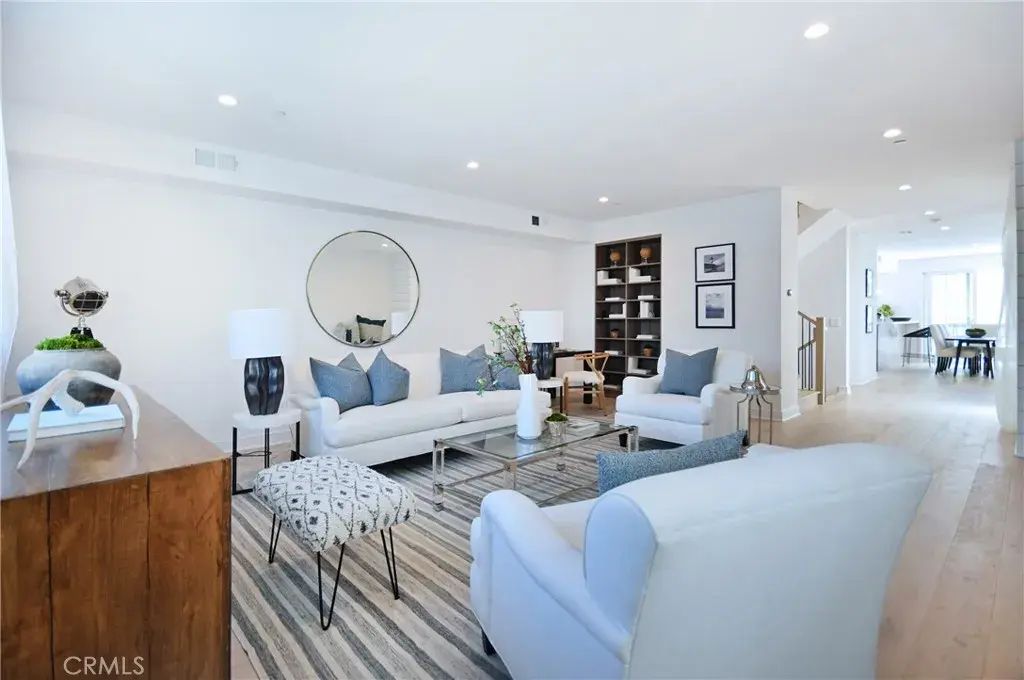 4641 Cahuenga Boulevard, Toluca Lake