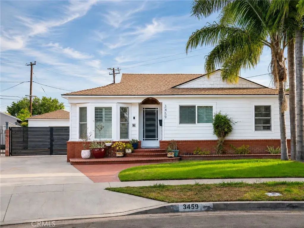 3459 Shipway Avenue, Long Beach
