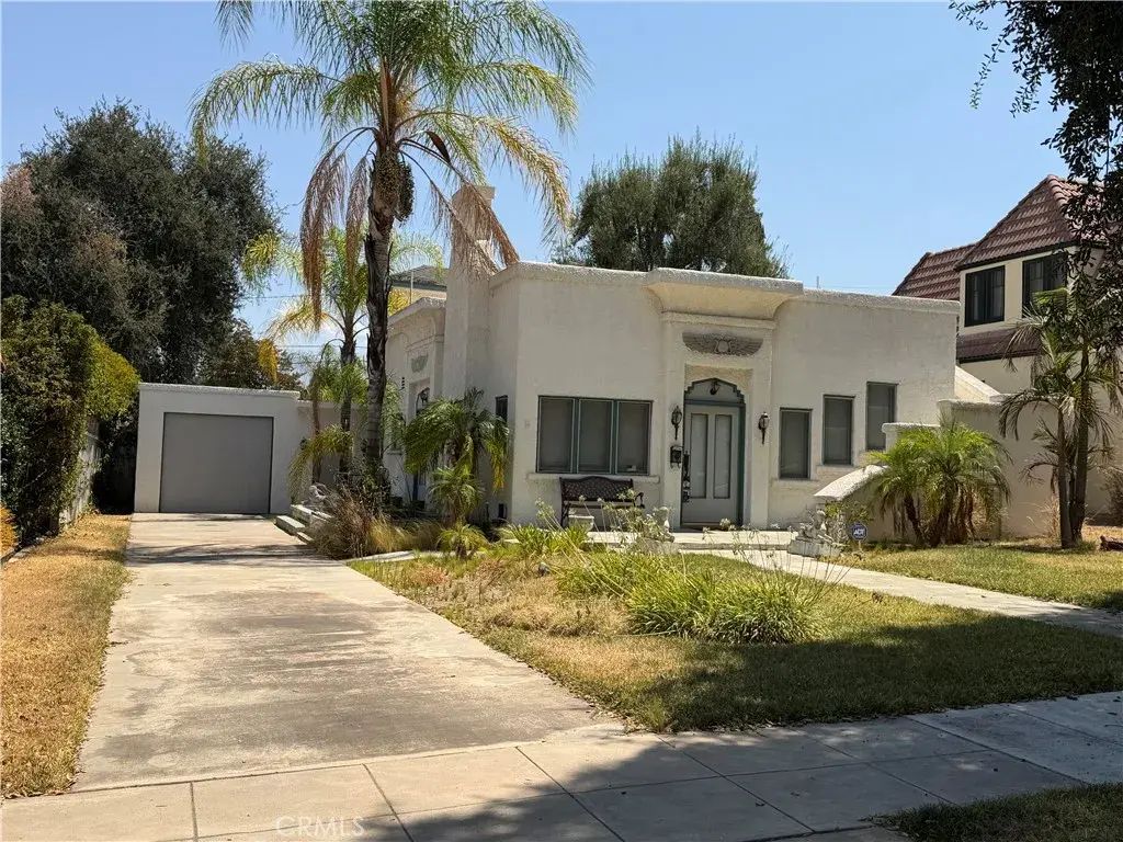 637 S Buena Vista, Redlands