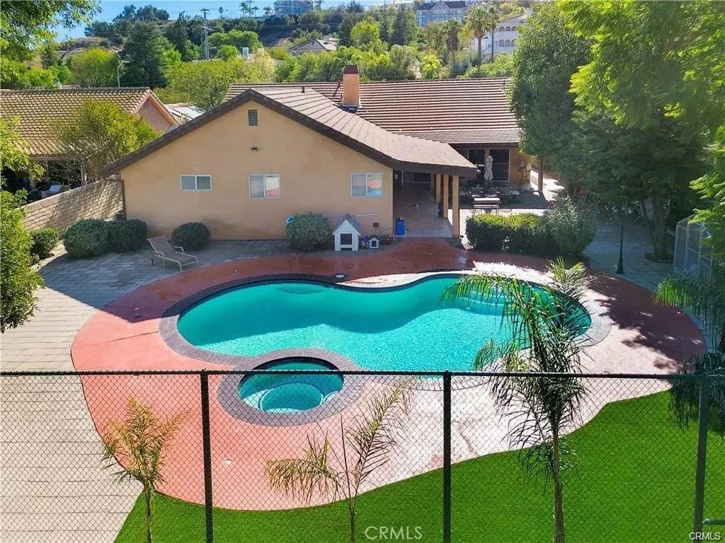 22329 Plummer, Chatsworth