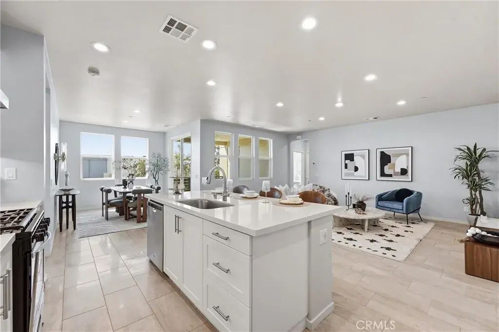 1184 Epic, Irvine