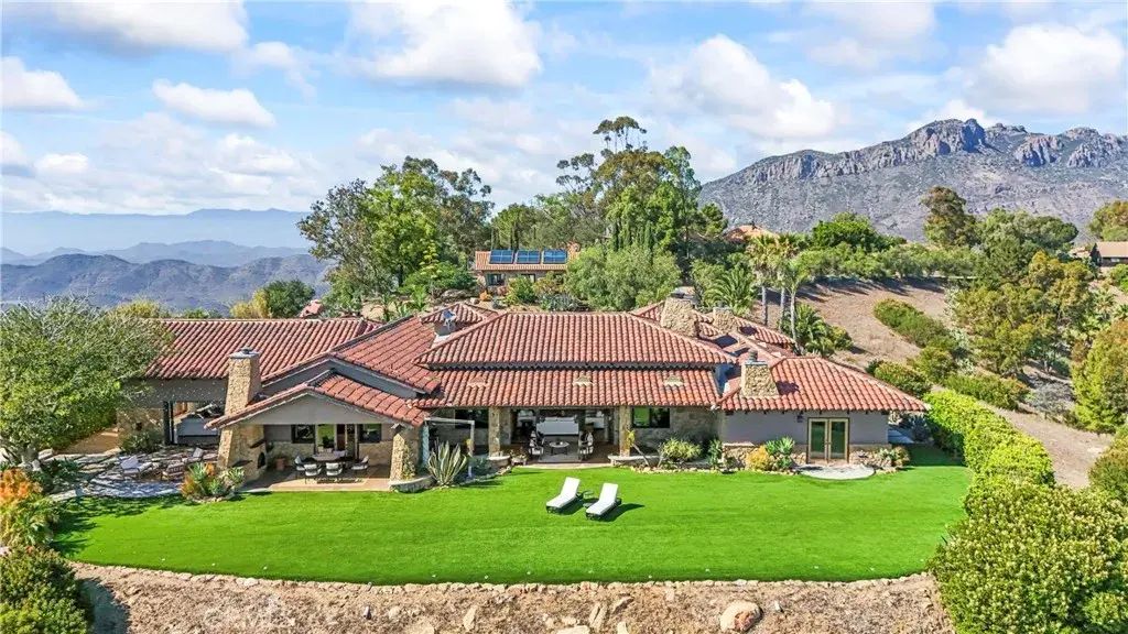10936 Pacific View, Malibu