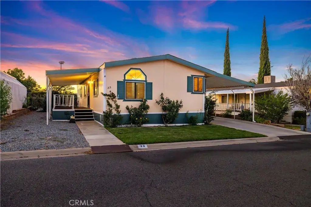 40701 W Rancho Vista 33, Palmdale