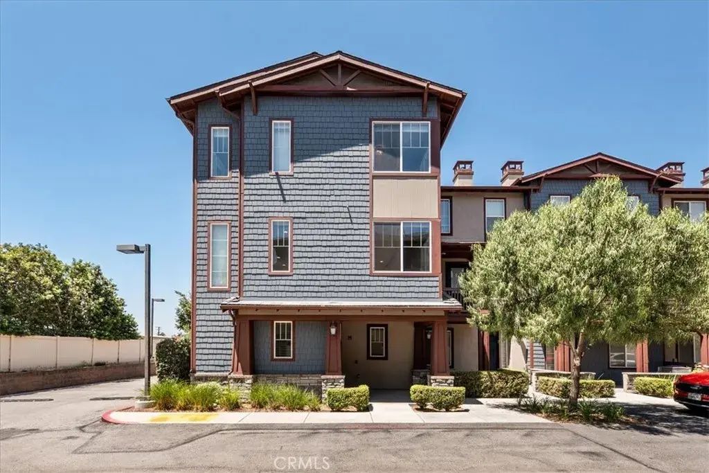 709 S Azusa Avenue M, Azusa