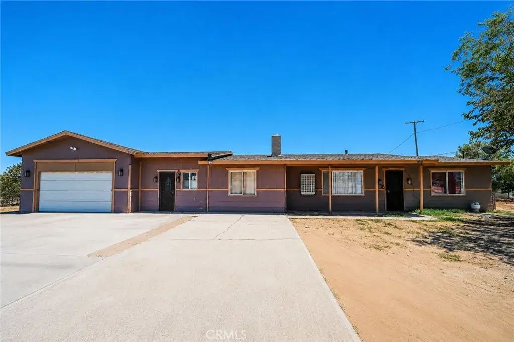 10715 3rd Avenue, Hesperia