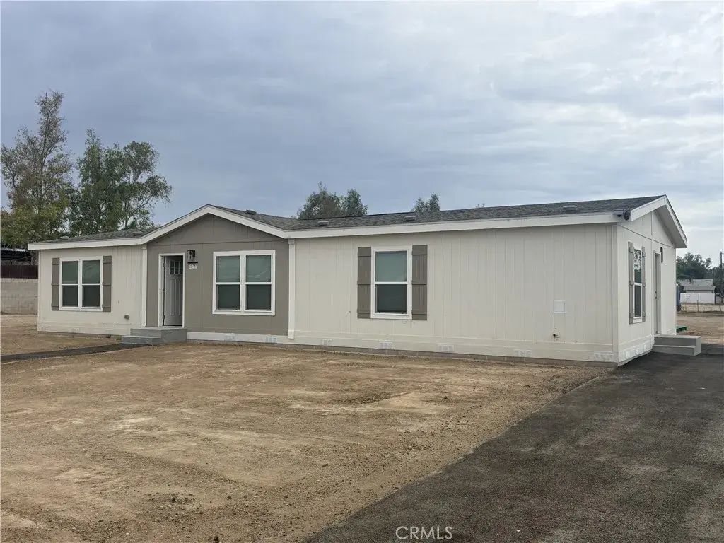 21781 Oakwood, Perris