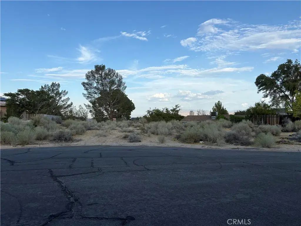 Crest, Victorville